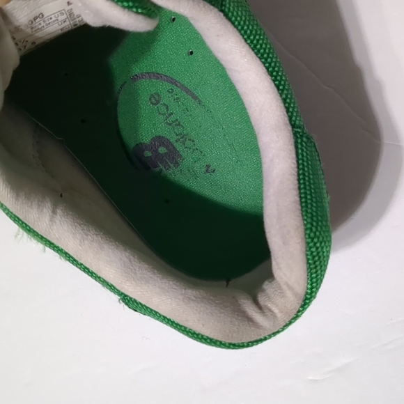 New Balance 574 boys size 5 Green Nylon Canvas Suede Athletic Sneakers Shoes. - Picture 6 of 8